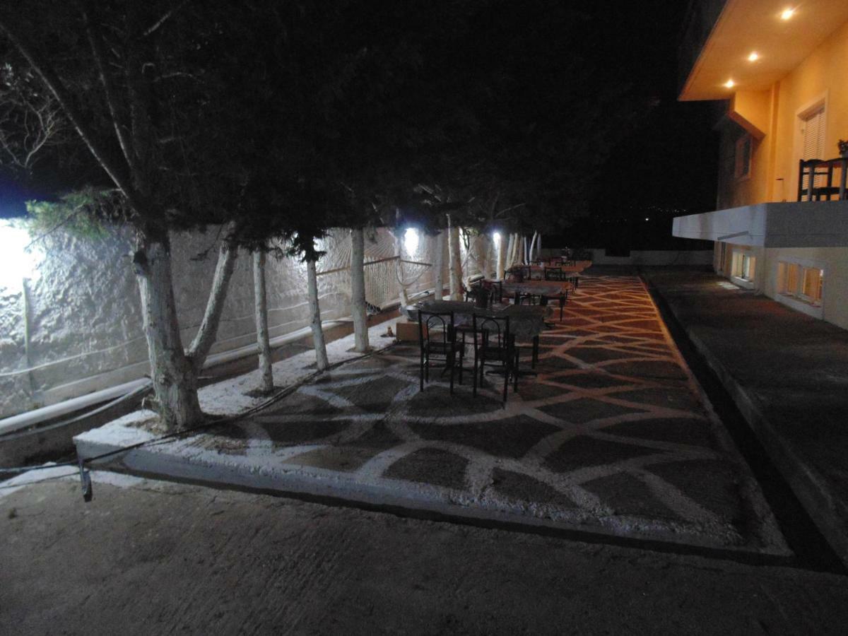 מלון Kalivia Thorikou Cozy Country House מראה חיצוני תמונה