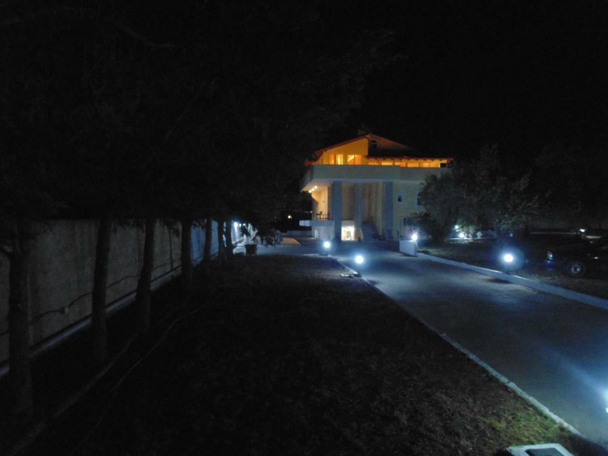 מלון Kalivia Thorikou Cozy Country House מראה חיצוני תמונה